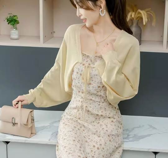 乐天商城 - レディース カーディガン ロング フレア プリーツ タック かわいい 大人可愛い きれいめ キュート 会議 オフィス ビジネス OL 通勤 ホテル ショッピング 双子 韓国