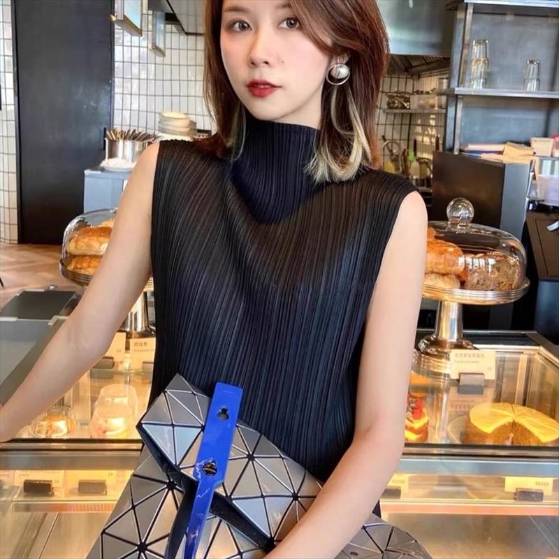 Rakuten - トップス ノースリーブ ハイネックプルオーバー ミディアム丈 かわいい 大人可愛い きれいめ シンプル 上品 おしゃれ かっこいい カジュアル こなれ感 個性的 主役級 存在感 抜け感 オールシーズン ベーシック ナチュラル クール フォーマル 無地 女性用 レディース