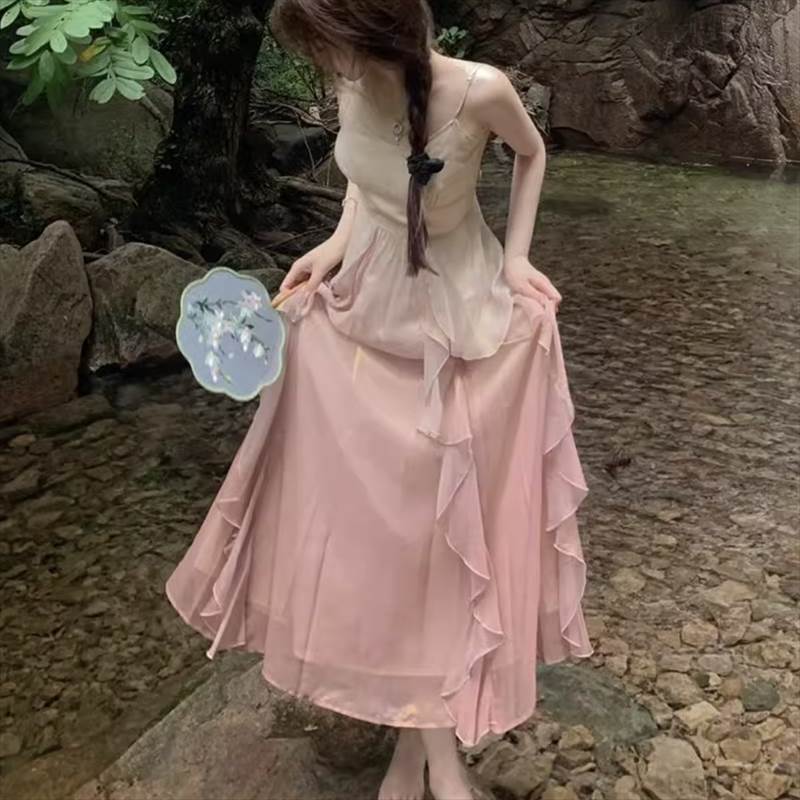 Rakuten - レディース ワンピース デート ティアードワンピース ワンピドレス ロング ロング丈 袖なし ノースリーブ Vネック 襟なし セミフレア 切り替えデザイン ドッキング フリル 伸縮性 かわいい 大人可愛い きれいめ シンプル カジュアル 上品 おしゃれ お洒落 レトロ