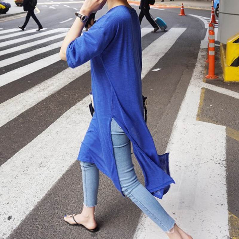 Plain - トップス Tシャツ ロングTシャツ 5分袖 ラウンドネック サイドスリット ロング丈 かわいい 大人可愛い きれいめ シンプル 上品 おしゃれ かっこいい カジュアル こなれ感 個性的 主役級 存在感 抜け感 春 夏 ベーシック ナチュラル クール メンズライク 無地 女性用