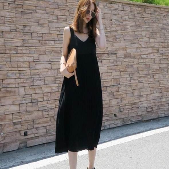 乐天商城 - ワンピース ミディアム丈ワンピース ノースリーブワンピース Vネック 背中開き バックシャン ミディアム丈 透け感 かわいい 大人可愛い きれいめ シンプル 上品 おしゃれ カジュアル こなれ感 個性的 主役級 存在感 抜け感 春 夏 ベーシック ナチュラル キュート