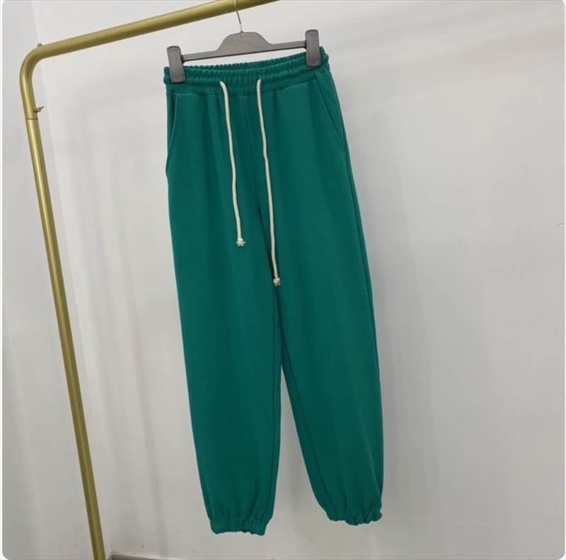 Rakuten - レディース パンツ ボトムス スウェット ジャージ ジョガーパンツ ロング ロング丈 ワイド スマート ウエストゴム 伸縮性 かわいい 大人可愛い きれいめ シンプル カジュアル 上品 おしゃれ お洒落 レトロ 大人女子 こなれ感 ラフ ラブリー キュート ガーリー 個性的