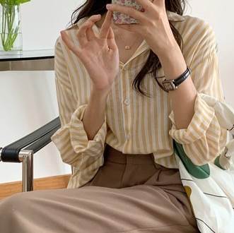 乐天商城 - レディース トップス シャツ ブラウス 前開き ロング 丈長 長袖 襟付き 角襟 ワイド ボタン 大人可愛い きれいめ シンプル カジュアル おしゃれ こなれ感 ラフ ルーズ クール ナチュラル ストライプ 春 秋 OL 通勤 学生 学校 通学 デート お出かけ アウトドア キャンプ