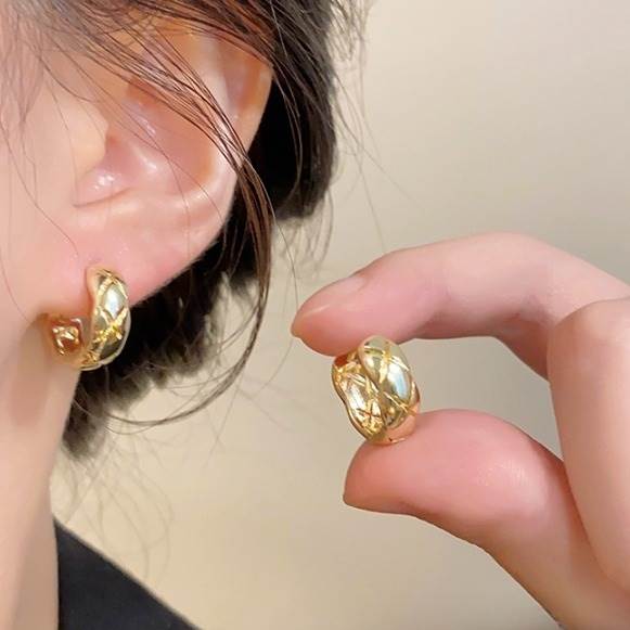 樂天商城 - アクセサリー ピアス 両耳用 サークル かわいい 大人可愛い きれいめ シンプル 上品 おしゃれ かっこいい カジュアル こなれ感 個性的 主役級 存在感 抜け感 オールシーズン ロングシーズン ベーシック ナチュラル クール エレガント モード系 無地 女性用 レディース