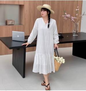 シンプルでありながら、大人可愛い印象を与え、カジュアルからフォーマルな場面まで幅広く活躍します。こなれたスタイルを演出することができ、さまざまなシーンにぴったりの一着です。色展開 白 黒サイズ XL 2XL 3XL 4XL 5XLサイズ(cm)XL /バスト 104 /肩幅 42 /袖丈 562XL /バスト 110 /肩幅 44 /袖丈 563XL /バスト 116 /肩幅 46 /袖丈 574XL /バスト 122 /肩幅 48 /袖丈 575XL /バスト 128 /肩幅 50 /袖丈 58《商品について》※当ショップは海外からのノーブランド商品になります。海外製品のため日本商品に比べ品質が劣る場合がございます。糸のほつれ、多少の汚れやシミ、ファスナーが固い、デザインの若干の違いなどは不良品には該当しませんのでご了承ください。お手持ちの携帯やPCの画面設定の影響により、実物と色味が異なって見える場合がございます。※当ショップはお客様より注文を確認した上でメーカーに発注しておりますので返品、交換は出来かねます。ご了承下さいませ。《発送について》お取り寄せ商品のため、ご入金確認後、お届けまでに「10-24日程度」のお時間がかかります。通常よりもお時間がかかってしまう場合もございます。欠品や商品の不具合などにより、商品をお届けすることができず、ご注文をキャンセルさせていただく場合もございますのでご了承ください。※当ショップの商品はお取り寄せ商品につき、入金確認後メーカーへ発注させて頂きます。※メーカーにて在庫切れの場合は、速やかに返金させて頂きます。《返品についての特約に関する事項》ご注文確定後、発注後のキャンセルやサイズなどの内容変更は承っておりません。注文時によくご確認ください商品に欠陥がある場合を除き、基本的には返品や交換には応じません。最後までご覧くださり、ありがとうございました。sj-4756