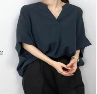Rakuten - レディース シャツ Vネック かわいい 大人可愛い きれいめ シンプル カジュアル 上品 おしゃれ ナチュラル オフィス ビジネス OL 通勤 学生 学校 通学 部活 デート お出かけ お泊まり アウトドア キャンプ パーティー イベント リゾート 旅行 海 プール レストラン