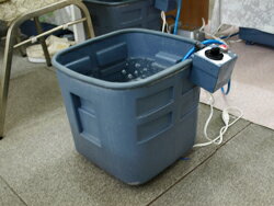 ぽかぽか足湯器脚温器深型でふくらはぎまで温めます!