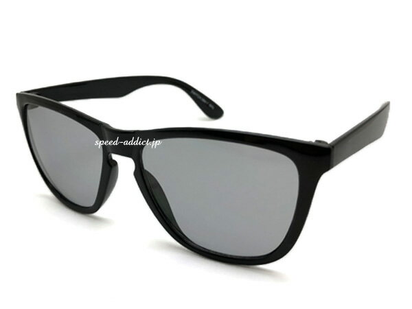 超軽量 WELLINGTON SUNGLASS（超軽量ウェリントンサングラス）BLACK × LIGHT SMOKE ブラック黒色ライトスモーク軽いサーフィンサーファーマリンスポーツ海ビーチプール丸洗い錆びないウェリントンフレーム