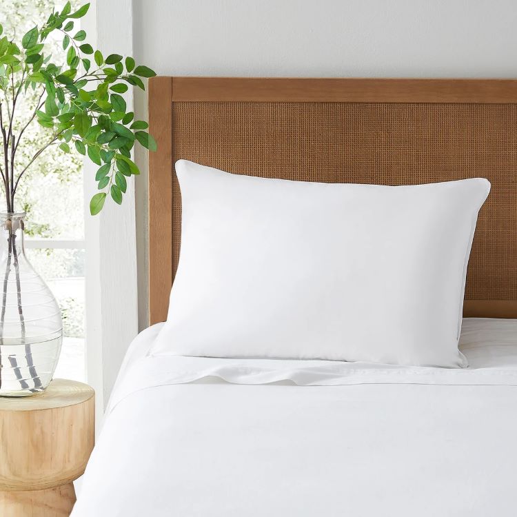 【アメリカコストコ品】ダウンライト ヨーロピアン ダウン ピロー キングサイズ 中くらい Downlite European Down Pillow King Size Medium 【お取り寄せ商品】【合わせて買いたい】