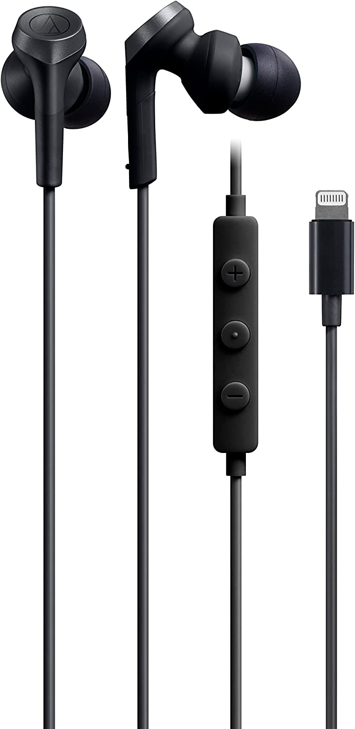 共有在庫管理の為、ご注文時欠品である可能性がございますことをご了承下さい。 この場合はご注文後当店からメールにてご案内を差し上げます。 【新規設計 SOLID BASS HD ドライバー搭載】 独自のRelieve Pressure構造（PAT.P）により、ハウジング内の音圧を最適化し、従来よりも明瞭な低域表現を可能にしました。また、高精度設計の磁気回路でドライバーの駆動力と制動力を高ることで、豊かな音場表現をお楽しみいただけます。特に動画視聴やゲームプレイにおいて、コンテンツの世界に深く没入することができます。 【⻑時間疲れにくいコンパクトデザイン】 軽くてフィットしやすい小型＆軽量デザインを採用。 【Web 会議も友だちとの通話もいい⾳で】 高品質マイクを内蔵LightningコネクタがあるiPhoneやiPadを通じて、リモコンで着信応答／終話ができます。 【再⽣や⾳量調整などをかんたん操作】 コードの途中にあるマイク付きリモコンで、音楽・動画の再生／一時停止／曲送り／曲戻し／音量調整の操作が可能。デバイスの画面を見たまま、耳元で直感的に操作できます。 ●型式：ダイナミック型 ●インピーダンス：18Ω ●ドライバー：φ7.5mm ●コード長：1.2m（Y型）※左右のコードの長さが同じです。 ●出力音圧レベル：105dB/mW ●プラグ：USB Type-C ●再生周波数帯域：5～30,000Hz ●質量（コード除く）：約6g ●最大入力：100mW ●付属品：イヤピース（XS、S、M、L） ---------------- 状　態: 新品 ---------------- ※当商品は希少品につき、定価以上での販売の場合がございます。予めご了承ください。 ※ご注文確定後のキャンセル・返品・数量変更等はお受けできません。 ※即納商品につきまして、当店は毎週日曜日は発送業務を行っておりません。そのため、翌営業日以降の発送とさせて頂きます。 ※お客様都合による返品はできません。また、初期不良の場合はお客様側でメーカーへお問合せください。 詳しくはこちらのページをご参照下さい。