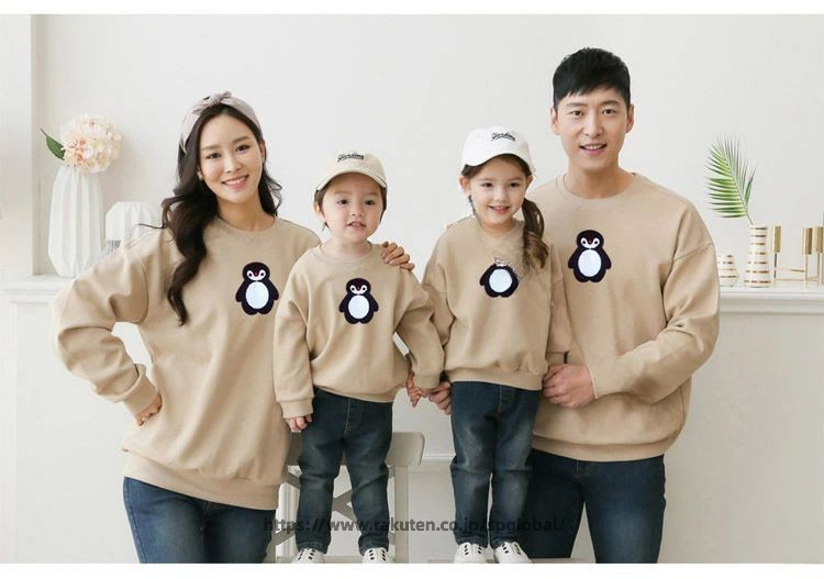 親子コーデ ペアルック 家族Tシャツ おそろいファッション かわいいデザイン ベビー服 子供服 秋コーデ 裏起毛 長袖Tシャツ ペンギン柄 お出かけコーデ 兄弟姉妹 父の日 誕生日プレゼント 旅行記念 母娘コーデ 親子ペア 家族写真 記念撮影 お揃いスタイル