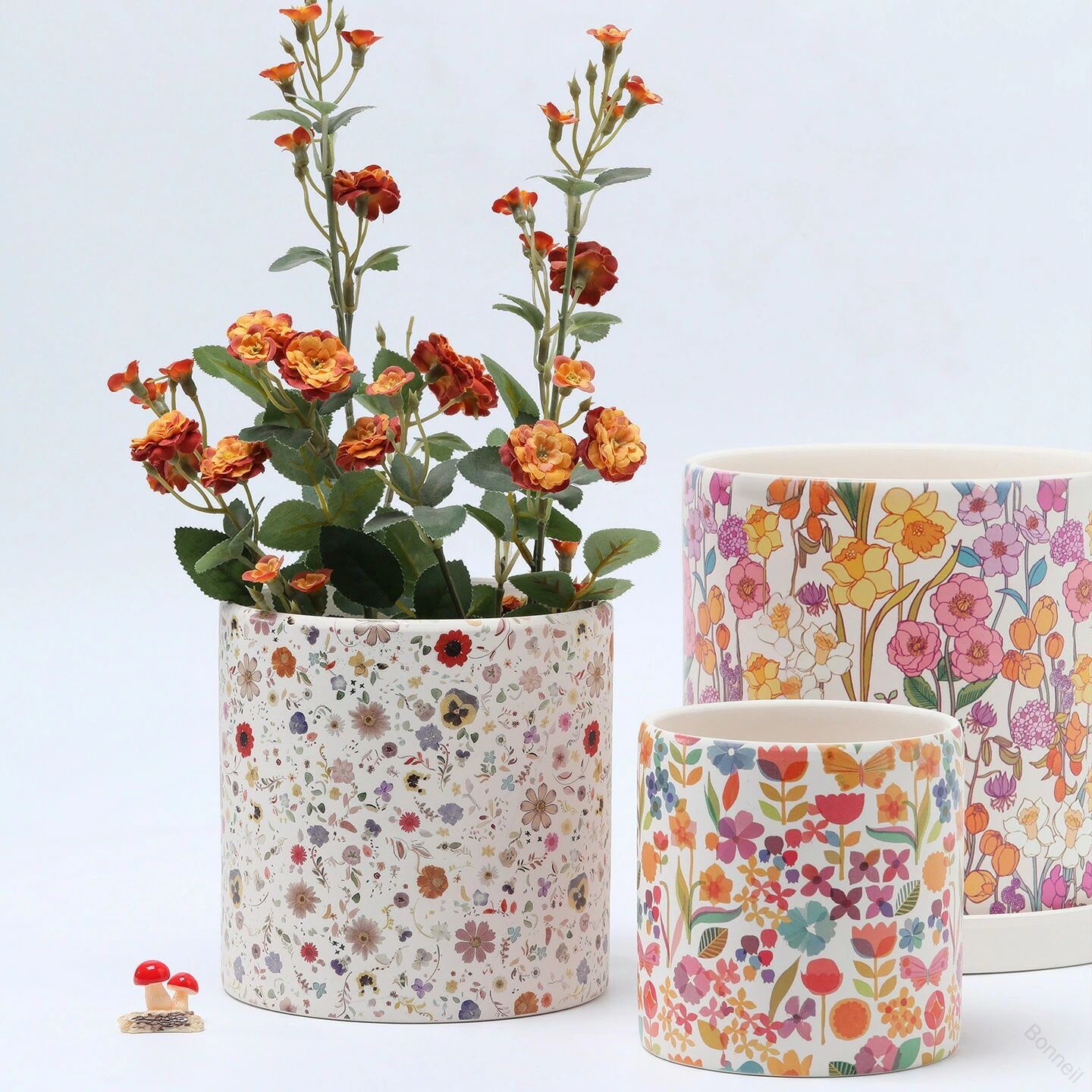 Rakuten - 植木鉢 陶器 北欧風 花柄 セラミック製 丸型 底穴あり 受け皿付き おしゃれ 可愛い 通気性 陶土鉢 多肉植物 サボテン 胡蝶蘭 観葉植物 室内 インテリア ガーデニング フラワーポット 鉢