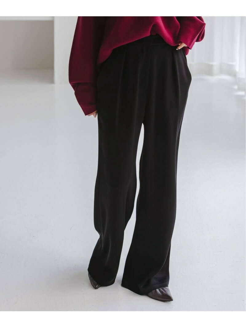 《26SS先行予約》ルナサテンナローフレアタックパンツ NOBLE ノーブル パンツ スラックス・ドレスパンツ ブラック グレー ベージュ【先行予約】*【送料無料】[Rakuten Fashion]