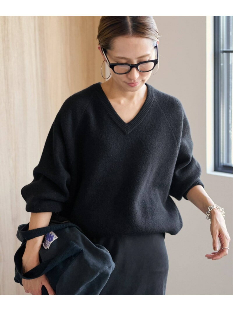 ≪WEB限定 / 追加予約≫AQUA Vネックプルオーバー FRAMeWORK フレームワーク トップス ニット ブラック ..