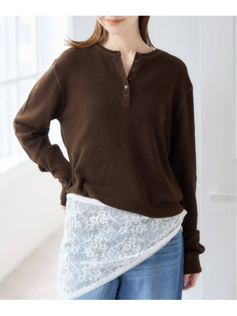 Rakuten - 《予約》シアーワッフルヘンリーネックニット U by SPICK&SPAN ユーバイスピックアンドスパン トップス ニット ホワイト ブラウン ブルー イエロー【先行予約】*【送料無料】[Rakuten Fashion]