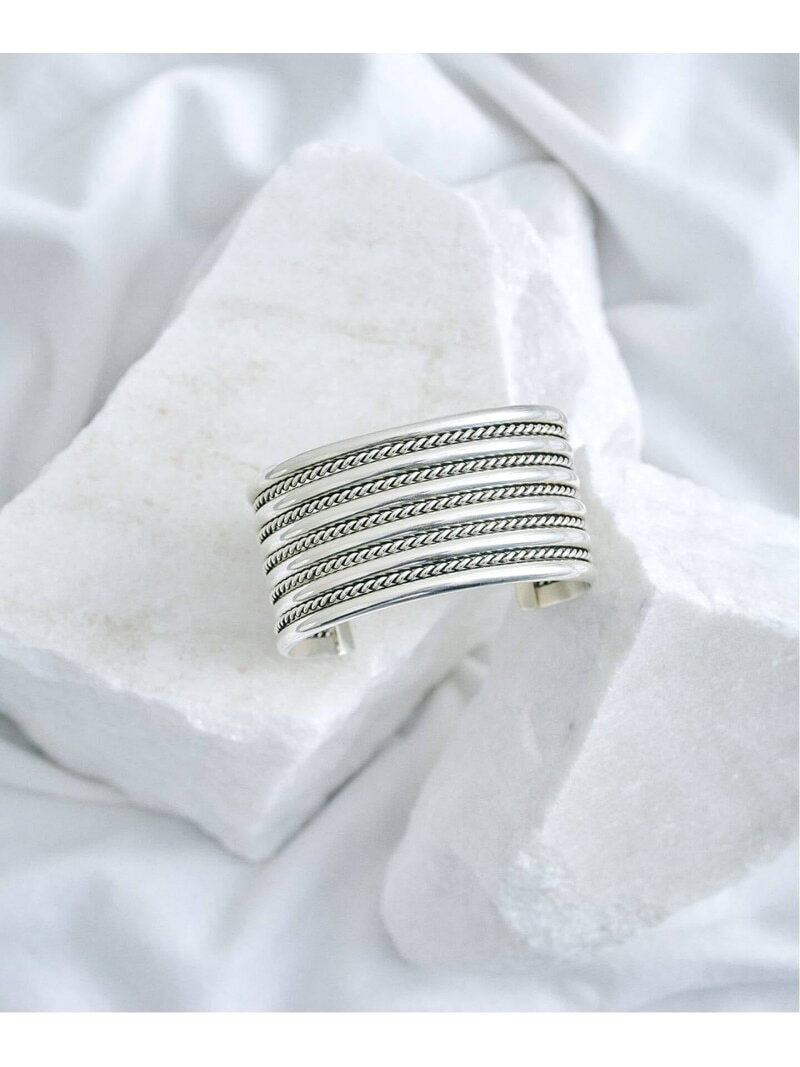 Rakuten - 【HARPO / ハルポ】 BRACELET CUFF TWIST / バングル CALMER スピックアンドスパン アクセサリー・腕時計 ブレスレット・バングル シルバー【送料無料】[Rakuten Fashion]