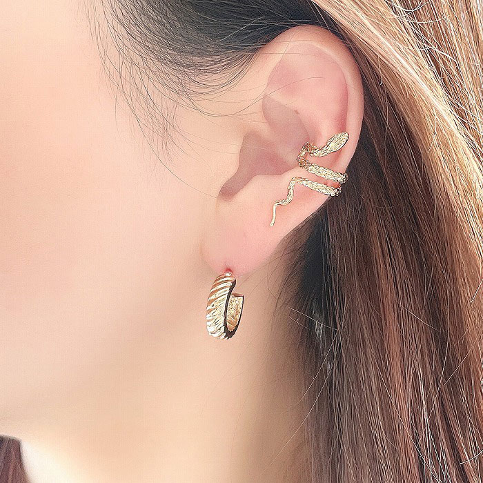 ［ピアス &イヤーカフ 3点SET ］お洒落 が楽しくなる♪個性的デザイン リングピアス...