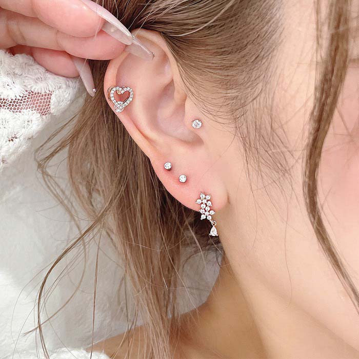 【20％OFF★楽天スーパーSALE】 ボディピアス 軟骨ピアス ［14G 16G ］選べる内径6mm8mm 華やかで愛らしい表情にしてくれる キュービックジルコニア オープンハート heart ストレート ヘリックス 0628 ボディーピアス