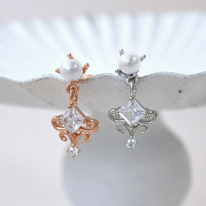 ボディピアス 軟骨ピアス ［14G 16G ］揺れる度にキュービック とパール が大人の女性を演出。 ヘリックス 0642 ボディーピアス