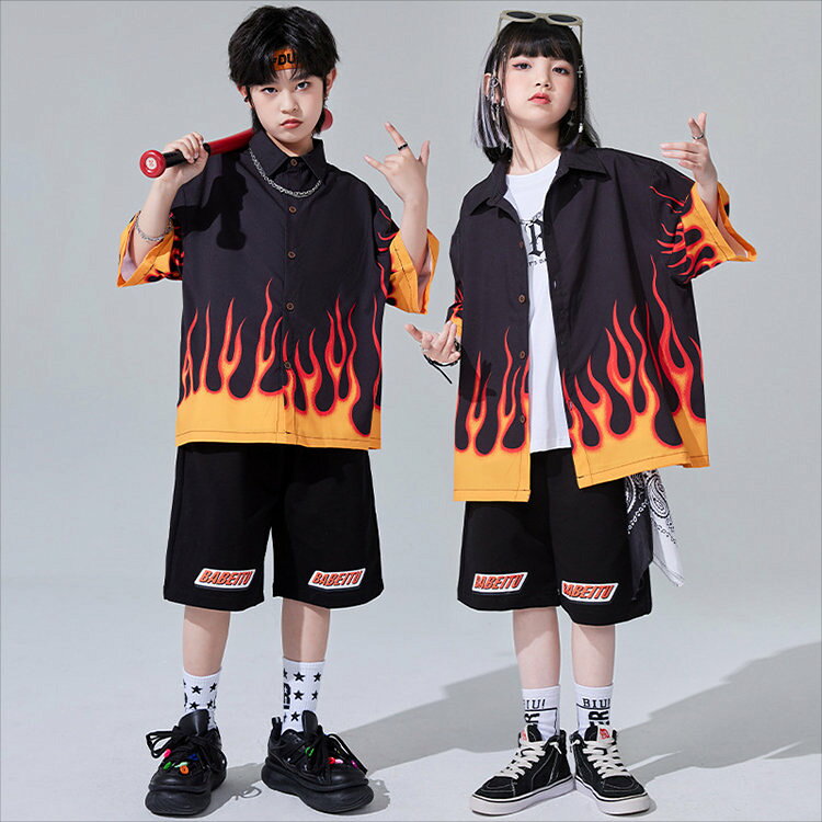 炎柄 黒色 パープル 柄シャツ キッズ ダンス衣装 セットアップ 2点セット 単品 女の子 男の子 おしゃれ 半袖 カジュアルシャツ かっこいい ゆったり トップス 上下セット ハーフパンツ 韓国 k-pop ヒップホップ ジャズダンス 発表会 団体服 演出服 練習着 ストーリー系の商品画像 3