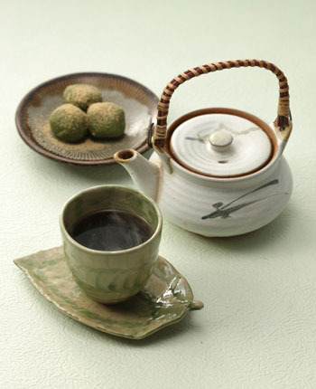 【送料無料・レターパック】白米（ヒノヒカリ）をじっくり焙煎した武富勝彦さんの「焙煎米茶」350g×2袋