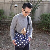 ドット柄スリングバッグ