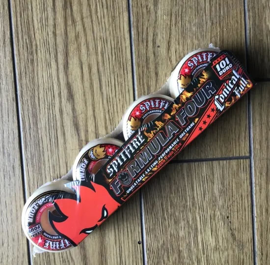 SPITFIRE スピットファイア 【CONCL FORMULA FOUR】 赤 53mm 101DURO 正規品 スケートボード スケボー ウィール