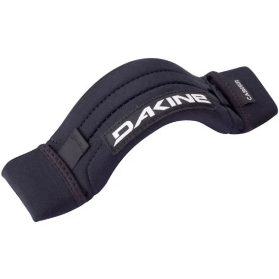 ◆メーカー◆　DAKINE ◆モデル◆　FOIL CRUSH FOOTSTRAP ◆サイズ◆　FREE ◆定　価◆　￥3，000（税抜） ◆その他◆　新品正規品 ◆商品情報◆ クラッシュフットストラップは、柔らかくつぶせる構造を持つユニークで革新的なデザインで、足に最大の快適さと柔軟性を提供します。 フットストラップには10mmのサイズ調整穴もあり、フィット感を好みに調整することができます。 快適性を向上させるために、Crush Footstrapには足をクッションし贅沢な感触を提供する7mmのネオプレンパッディングが備わっています。 これらの特徴により、ダカインクラッシュフットストラップはサーフィンやフォイリングが大好きでボードに平らに横たわりたい人にとって優れた選択肢となります。 　 Soft crushable construction 10mm size adjustment holes Webbing inner support 7mm Neoprene padding