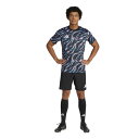 【お得なクーポン発行中】 アディダス adidas メンズ サッカー ウェア トップス Tシャツ 半袖 プラクティス グラフィック ジャージー JL7961 J...