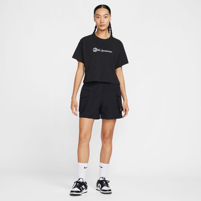 【2,000円OFFクーポン発行中】 ナイキ NIKE レディース スポーツ カジュアル ウェア トップス 半袖 NSW クラブ S/S Tシャツ クロップ CC HV4948 010 【2025SS】