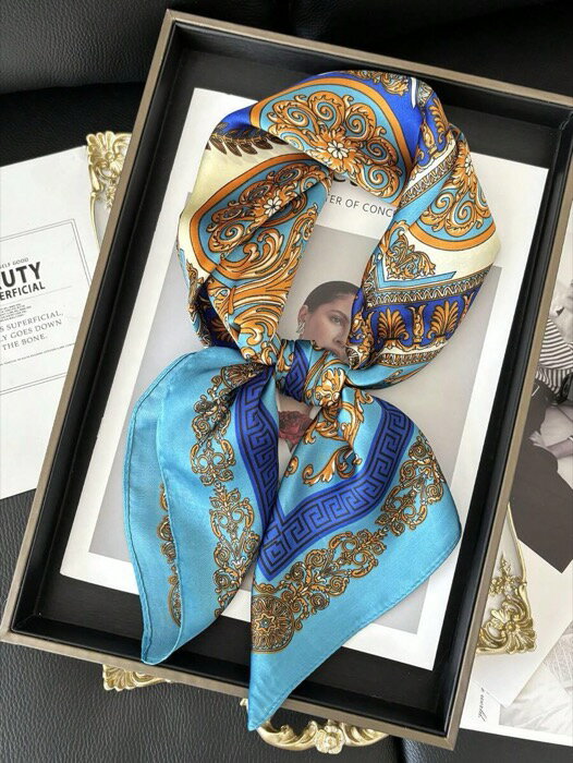 [ 8日から12日程度でお届け予定 ] アクセサリー レディース スカーフ 1枚 新作 ファッショナブルな小さ..