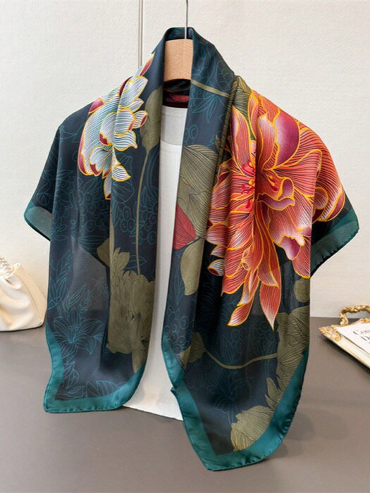 [ 8日から12日程度でお届け予定 ] アクセサリー レディース スカーフ 1枚 エレガントな花柄 90cm スク..