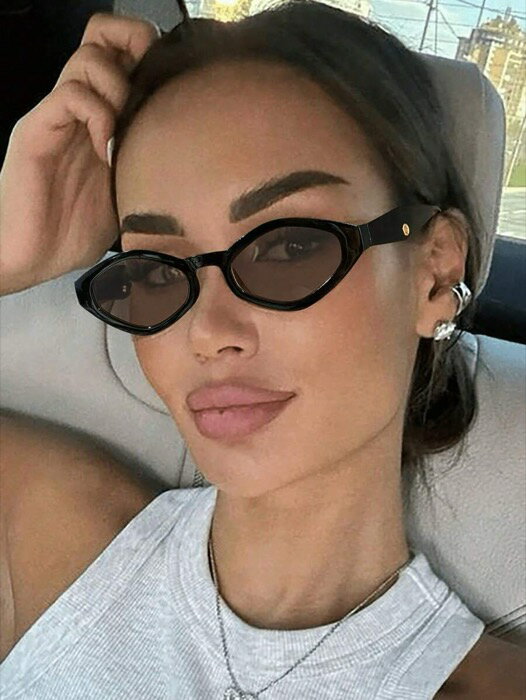 [ 8日から12日程度でお届け予定 ] アクセサリー レディース アイアクセサリー 1個 ヨーロッパ&アメリカンスタイル シック ダイアモンド型 小型フレーム ファッショングラス レディース 夏のビーチ、アウトドア、旅行用