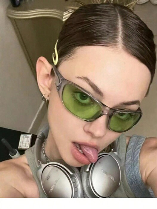 [ 8日から12日程度でお届け予定 ] アクセサリー レディース アイアクセサリー 2024年 Y2Kファッション グリーンサングラス 1個、パンク ビンテージ スモールフレーム女性用メガネ、ビーチアクセサリー、夏のビーチ、アウトドア、旅行用(4)