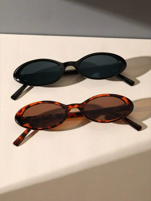 [ 8日から12日程度でお届け予定 ] アクセサリー レディース アイアクセサリー 2個 レトロなプラスチック製ファッションメガネ、ヴィンテージ調小判形フレーム、旅行撮影、服装、ストリートスナップアクセサリー、秋冬レディースファッション、ビジネスカジュア