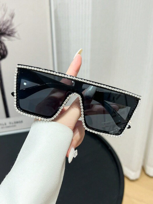 [ 8日から12日程度でお届け予定 ] アクセサリー レディース アイアクセサリー 1個 ファッショナブルなオーバーサイズのきらきらアクセサリー、かわいいY2Kスタイルの夏のビーチサングラス、女性用ビーチアクセサリー、夏のビーチ旅行、アウトドア、旅行用サ