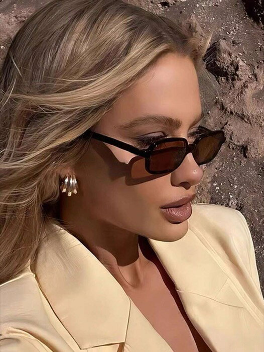 [ 8日から12日程度でお届け予定 ] アクセサリー レディース アイアクセサリー 1個 女性用 黒 長方形 フレーム ソリッドカラー シンプル フルフレーム アウトフィット ストリートスタイル トラベル ファッション メガネ