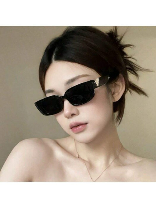 [ 8日から12日程度でお届け予定 ] アクセサリー レディース アイアクセサリー 流行のシェイプ スモールスクエアフレーム パーソナライズ バイラルファッション グラス 1ペア