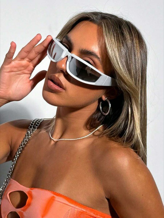 [ 8日から12日程度でお届け予定 ] アクセサリー レディース アイアクセサリー 1ペアユニセックス ラッ..