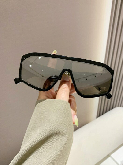 [ 8日から12日程度でお届け予定 ] アクセサリー レディース アイアクセサリー 女性用ファッショナブル..