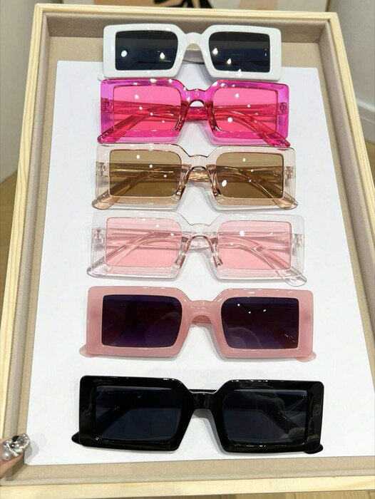 [ 8日から12日程度でお届け予定 ] アクセサリー レディース アイアクセサリー セット 6個セット スタイリッシュ小フレーム Y2K ビーチパーティーサングラス レディース、ストリート ビーチアクセサリー、夏のビーチバケーション、アウトドア、旅行用サ