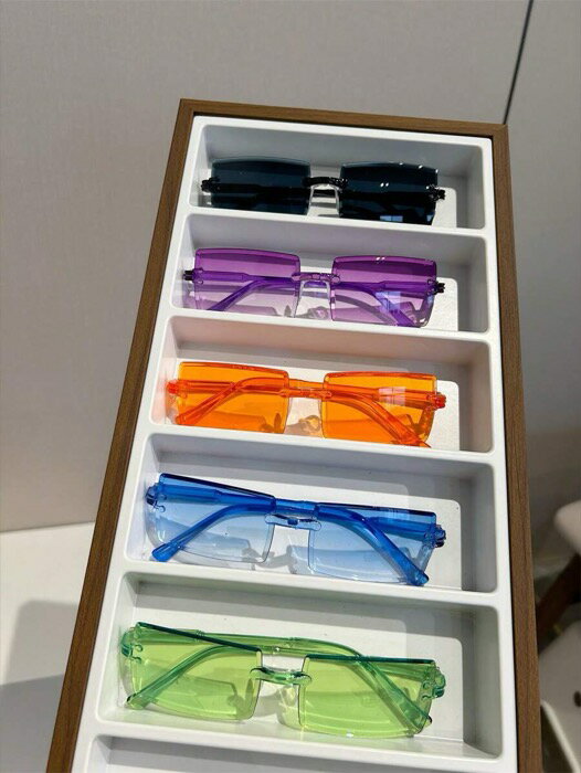 [ 8日から12日程度でお届け予定 ] アクセサリー レディース アイアクセサリー セット カラフルな無枠スクエア型サングラス 5個セット、ビーチパーティー、アウトドア、カジュアルストリートスタイルに