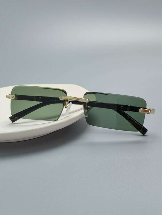 [ 8日から12日程度でお届け予定 ] アクセサリー メンズ アイアクセサリー 1個 メンズ メタル フレームレス グリーン 四角 装飾 ファッション サングラス アクセサリー ビーチアクセサリー サングラス ストリートスタイル 、セーター、ジャケット、(4)