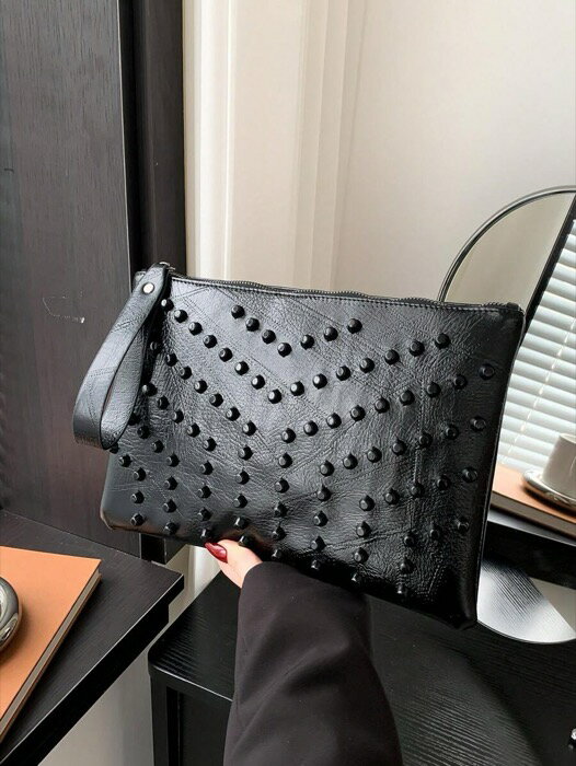 [ 8日から12日程度でお届け予定 ] バッグ レディース クラッチバッグ 新作 ファッション ソリッドカラ..