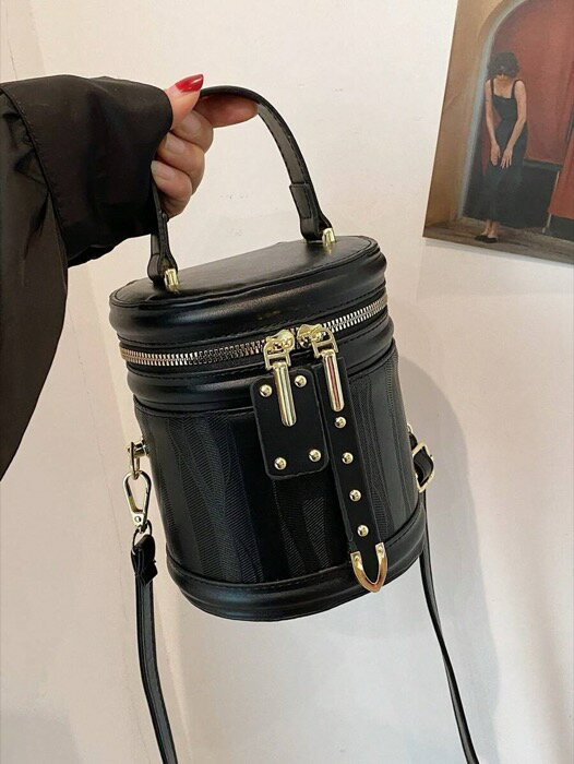 [ 8日から12日程度でお届け予定 ] バッグ レディース ハンドルバッグ 2024年モデル レッドコントラスト..