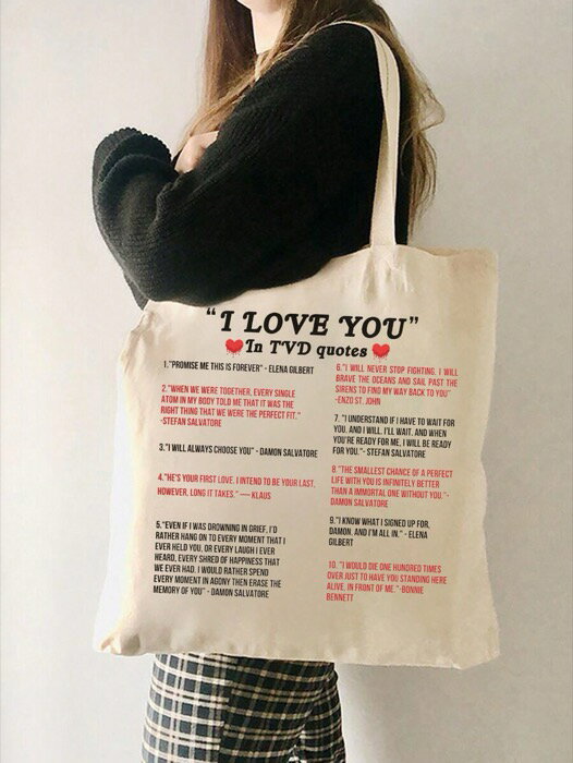 [ 8日から12日程度でお届け予定 ] バッグ メンズ トートバッグ 1個 デーモン・サルバトーレ愛している..