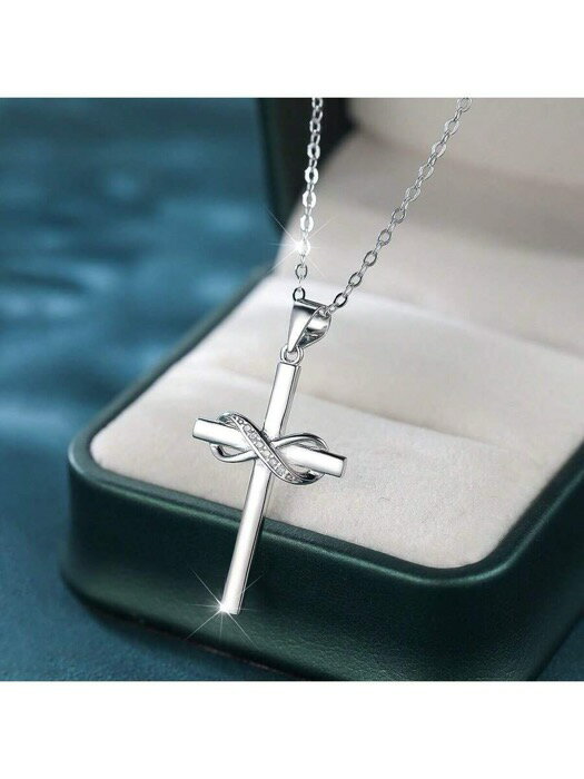 [ 8日から12日程度でお届け予定 ] ジュエリー レディース ネックレス ペンダント 3.2g 925スターリングシルバー クロス型ペンダント 合成ジルコニア ストーン付き、エレガントなクラシック パーソナライズ 多用途ジュエリーアクセサリー、パーティ