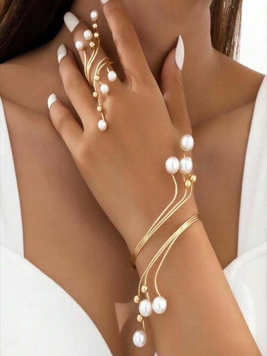 [ 8日から12日程度でお届け予定 ] ジュエリー レディース セット ファッショナブルで エレガント な空洞幾何学模様の ビジューブレスレットとリングのジュエリーセット、バケーションや パーティーウェアに適し、ギフトにも