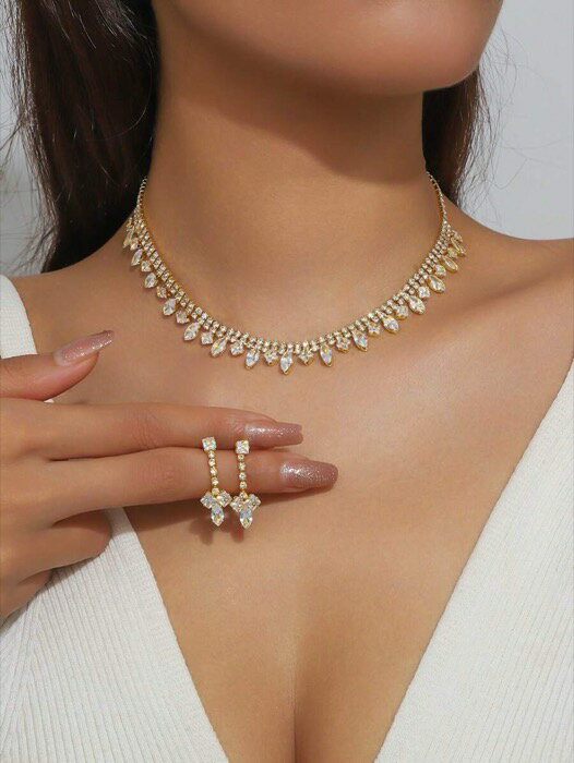 [ 8日から12日程度でお届け予定 ] ジュエリー レディース セット 高級で輝く18Kゴールドメッキ キュービックジルコニアジュエリーセット、ネックレス+ピアス、エレガントでファッショナブル、結婚式、パーティーなど様々な場面に適しています