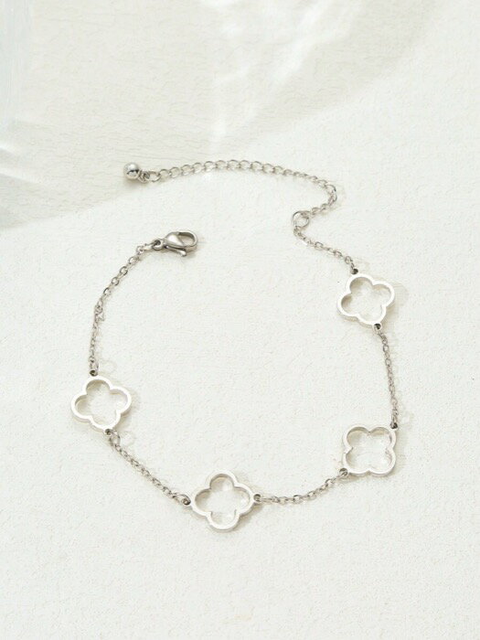 [ 8日から12日程度でお届け予定 ] ジュエリー レディース ブレスレット チェーン 四つ葉のクローバー 花型 レディース ブレスレット シルバー 中空の花デザイン、レディースの日常的な装飾品に適しています